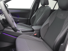 Volkswagen T-Roc 1.5 eTsi R-Line First Edition 150PK DSG Pano-Schuifdak, Trekhaak - Image 5