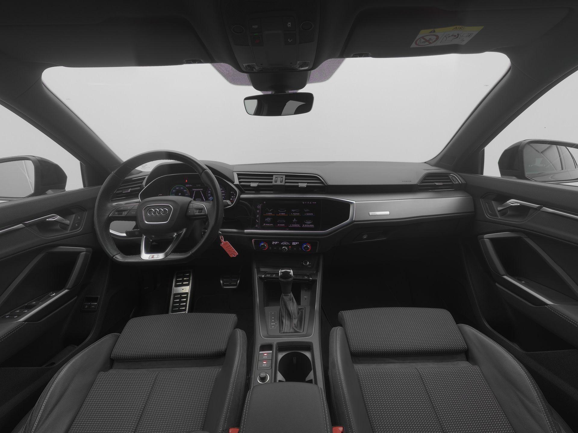 Audi Q3 Sportback S-Line 45 TFSI e 245 PK - Afbeelding 4