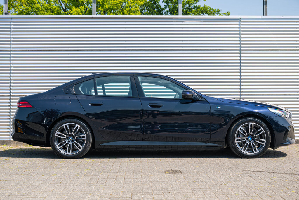 BMW i5 3