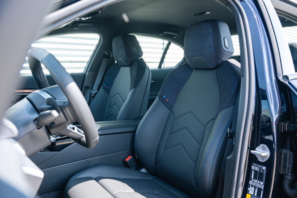 BMW i5 8
