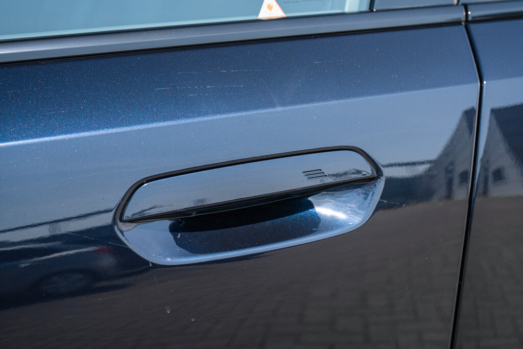 BMW i5 13