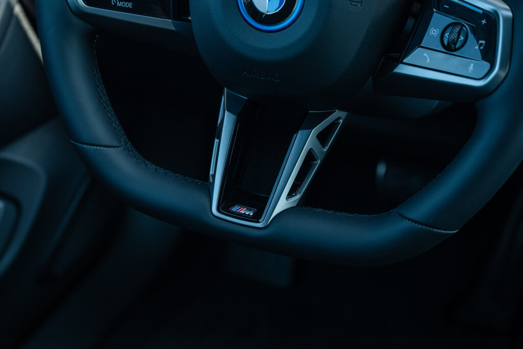 BMW i5 36