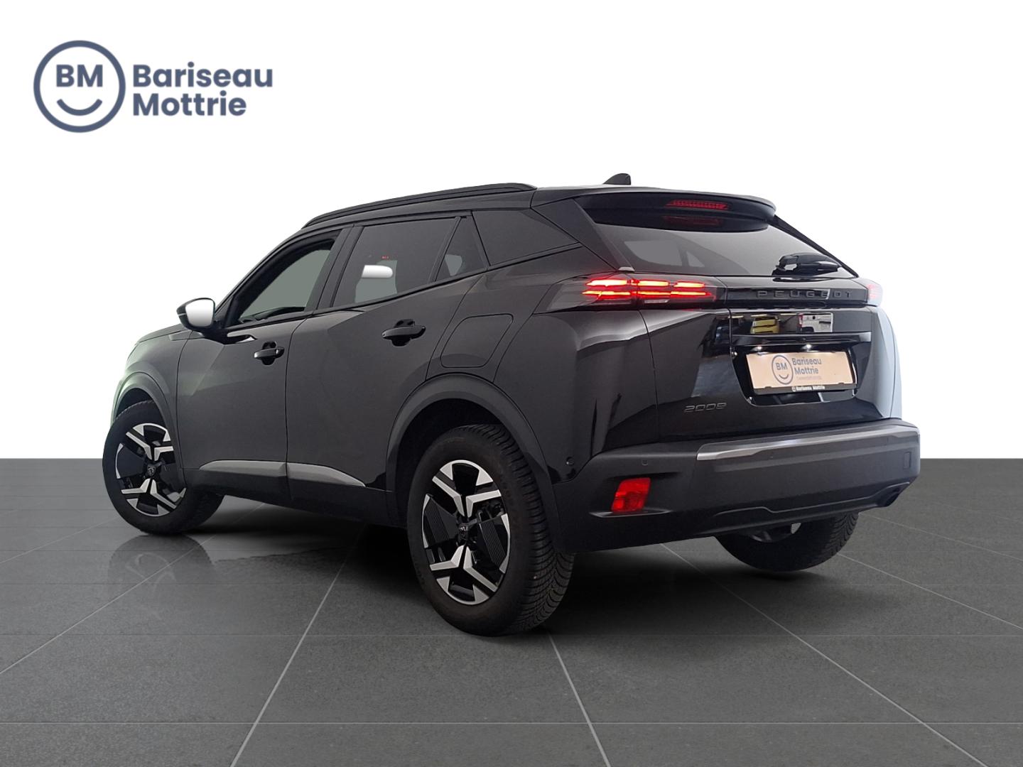 Peugeot 2008 ALLURE *CAMERA VOOR ACHTER*CARPLAY*DAB*GPS*SENSOREN VOOR ACHTER*KLIMAATREGELING* - Image 4