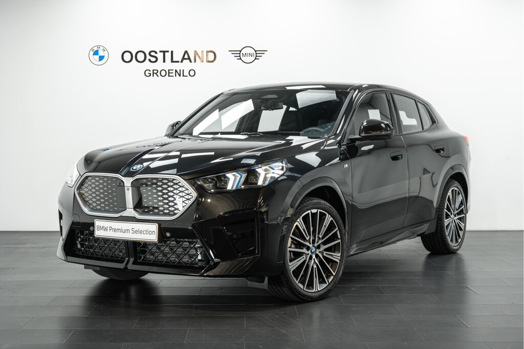 BMW iX2 1