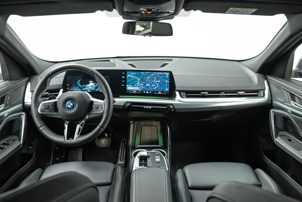BMW iX2 3