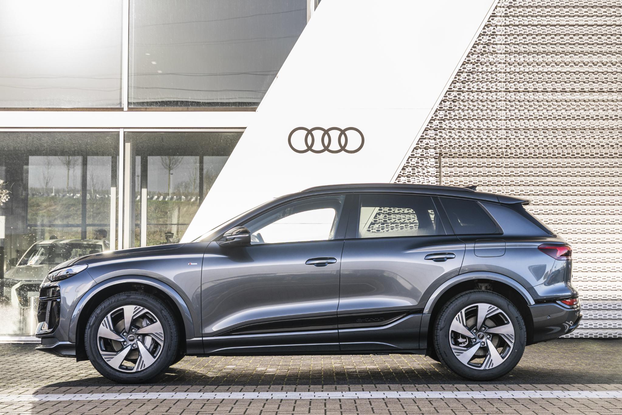 Audi Q6 S edition e-tron 83Kwh 185 kW / 252 PK SUV Elektri - Afbeelding 4