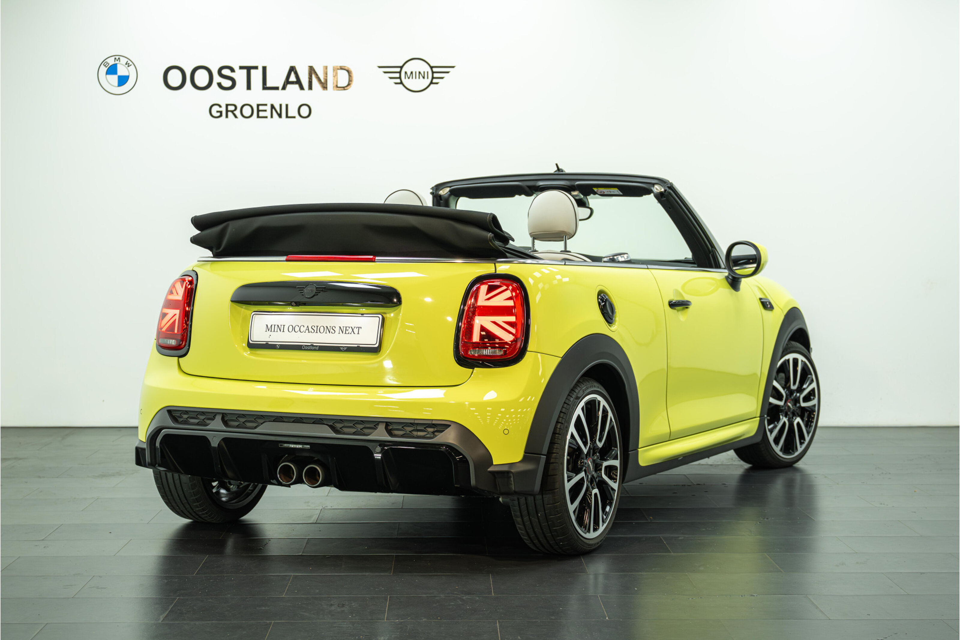 MINI Cooper S Cabrio JCW Automaat