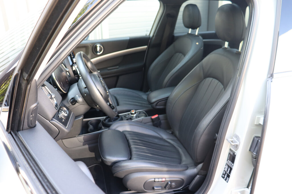 MINI Countryman 4