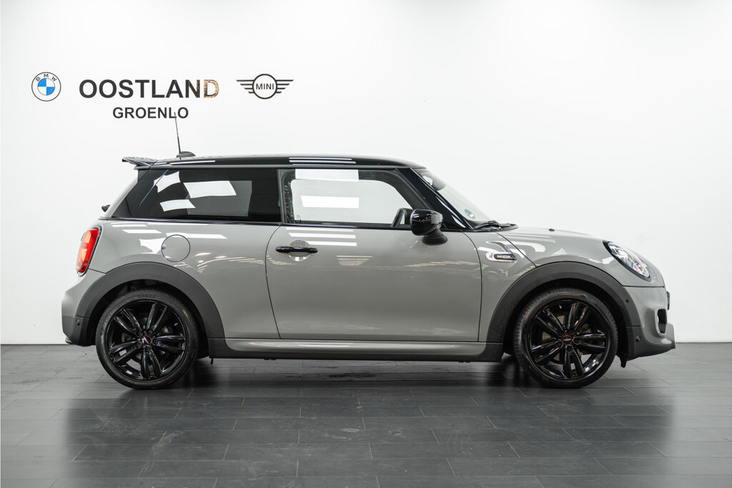 MINI Cooper 4