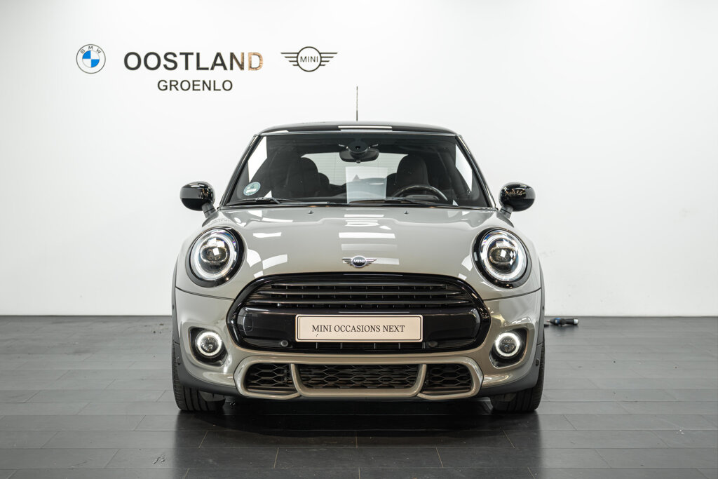 MINI Cooper 8