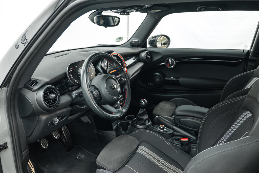 MINI Cooper 17