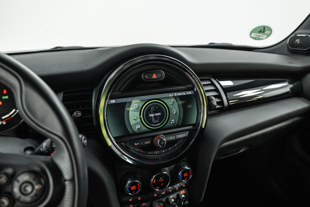MINI Cooper 21