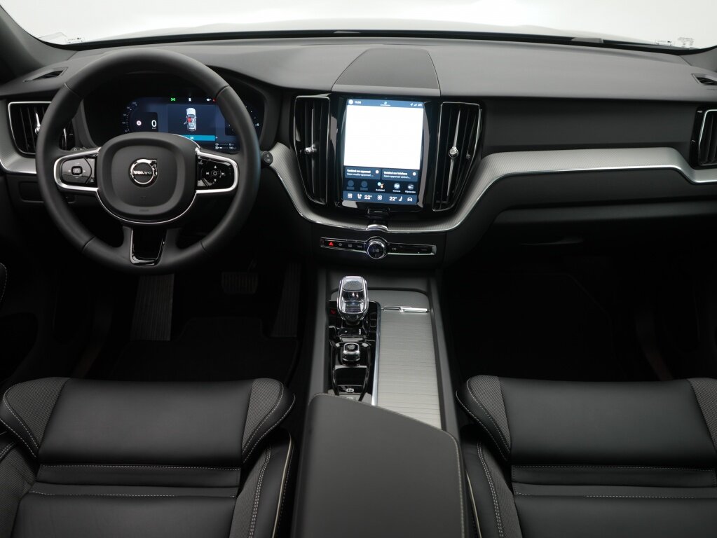 Volvo XC60 2.0 T8 AWD+ Black Edition | Panoramadak | Elek. Trekhaak | Camer - Afbeelding 3