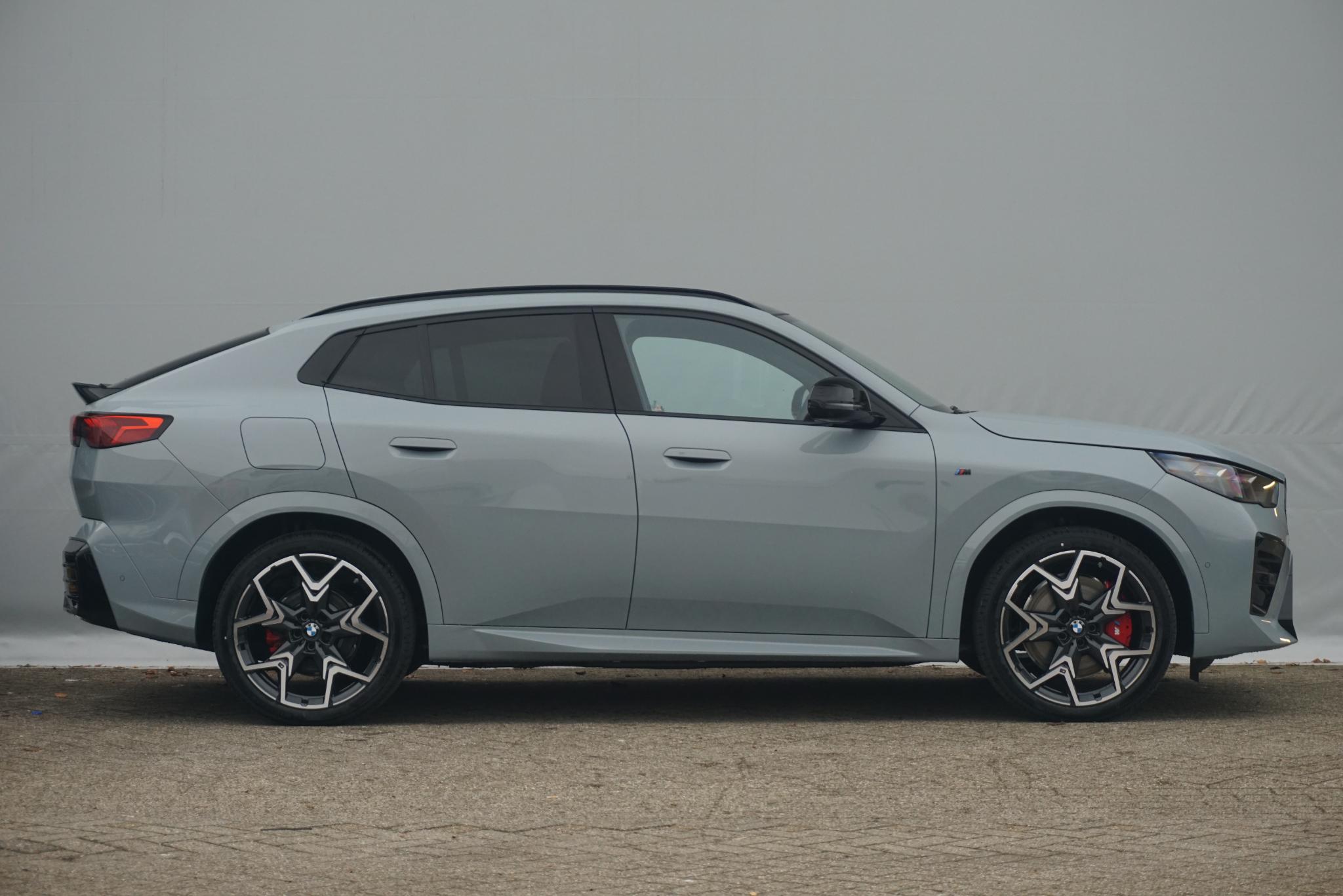 BMW iX2 eDrive20 - Afbeelding 4