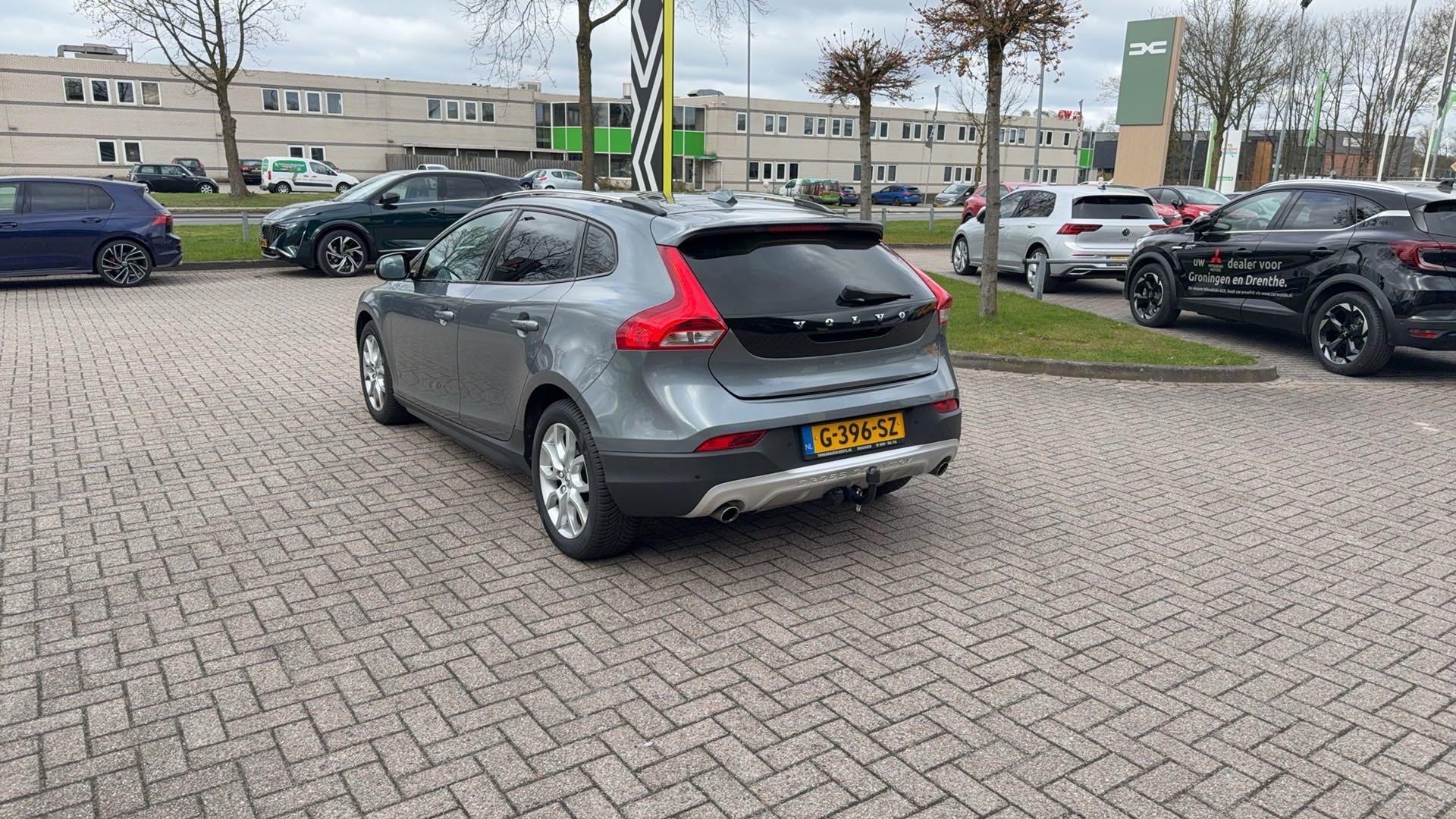 Volvo V40 Cross Country 1.5 T3 Polar+ Luxury - Afbeelding 3