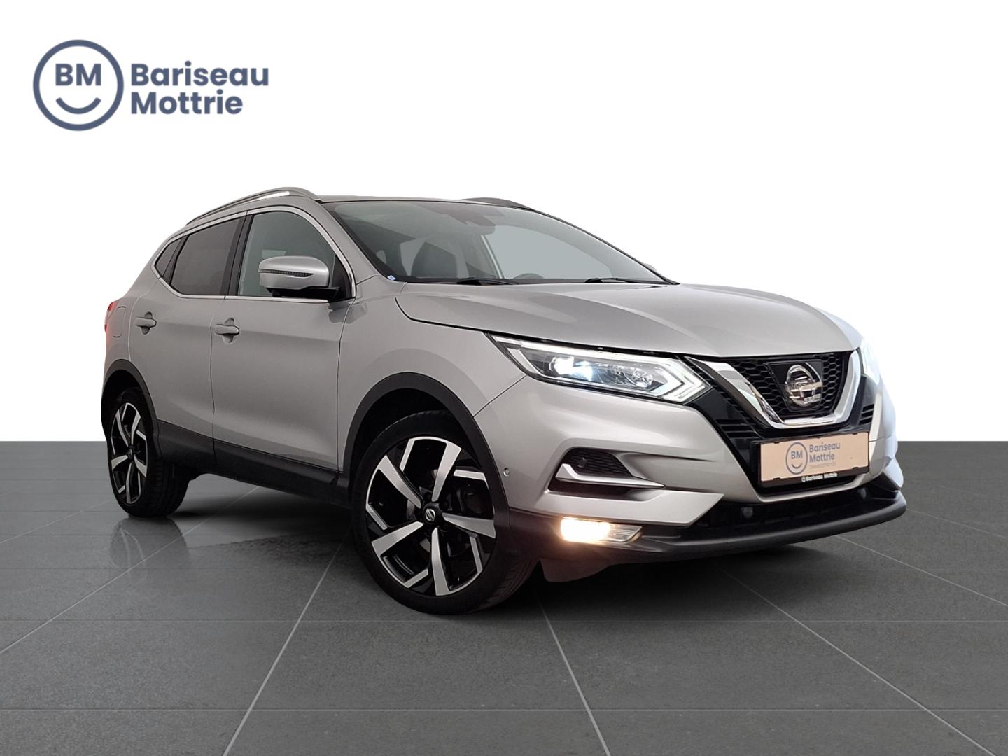 Nissan QASHQAI 1.2 BENZINE *PANO DAK*LEDER*ZETELVERWARMING*360°CAMERA SENSOREN*TREKHAAK*DAB*GPS*