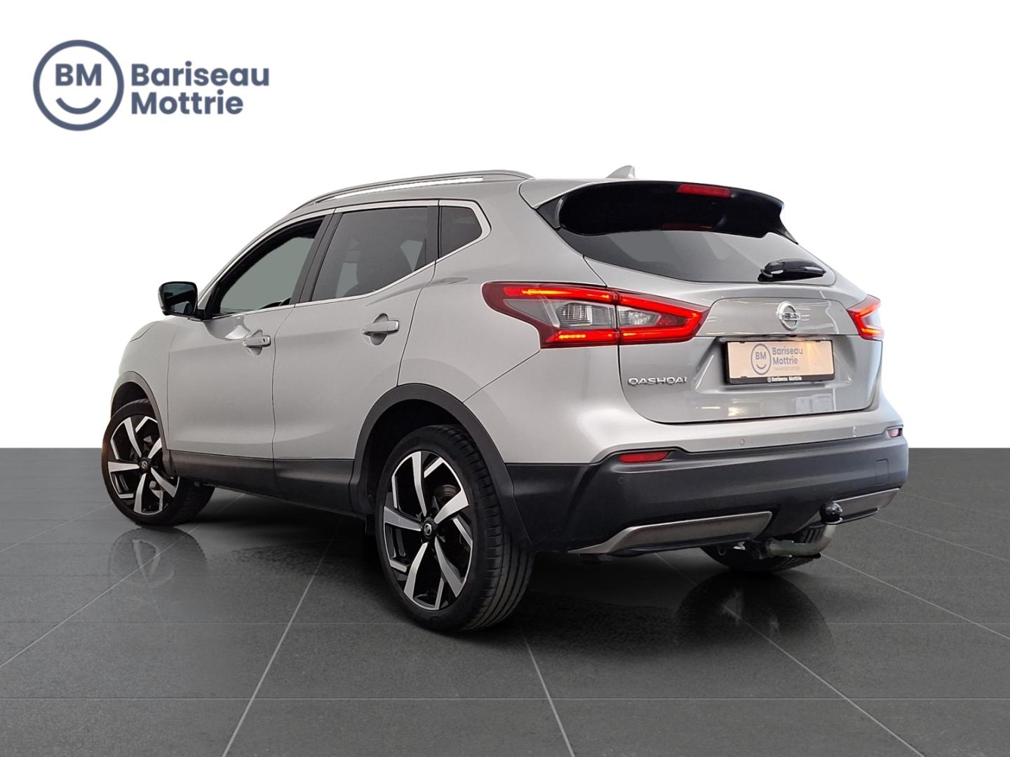 Nissan QASHQAI 1.2 BENZINE *PANO DAK*LEDER*ZETELVERWARMING*360°CAMERA SENSOREN*TREKHAAK*DAB*GPS* - Image 4