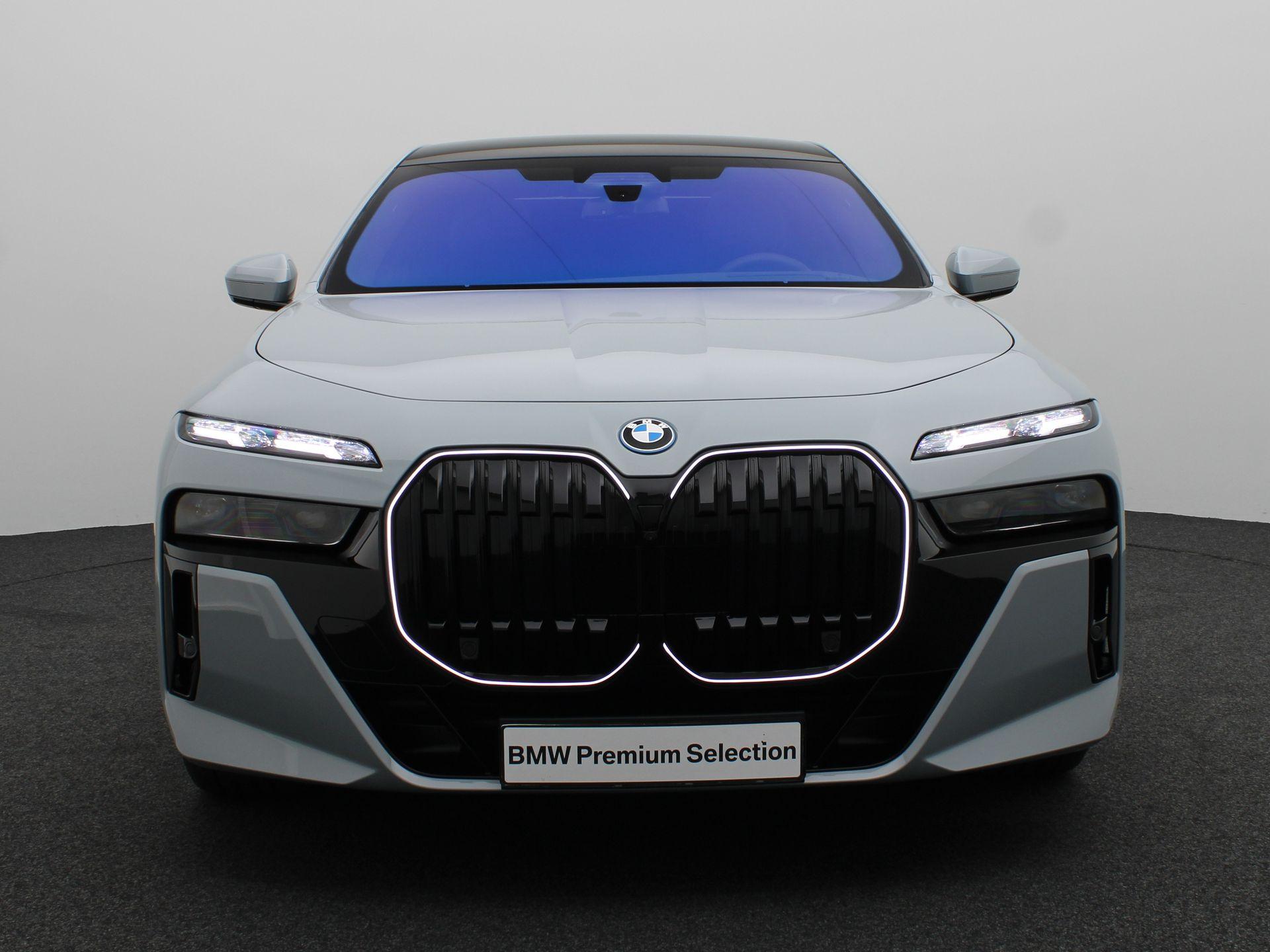 BMW 7 Serie Sedan 750e xDrive - Afbeelding 3