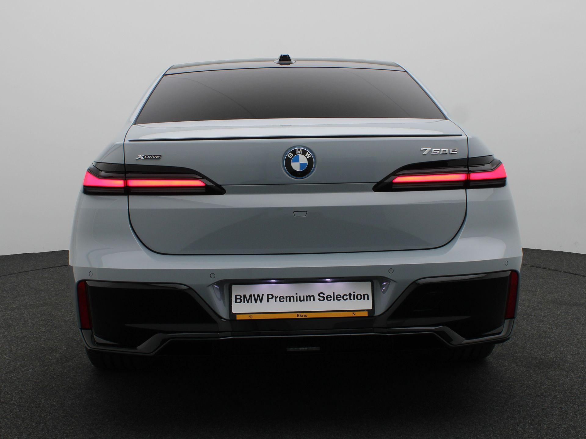 BMW 7 Serie Sedan 750e xDrive - Afbeelding 5