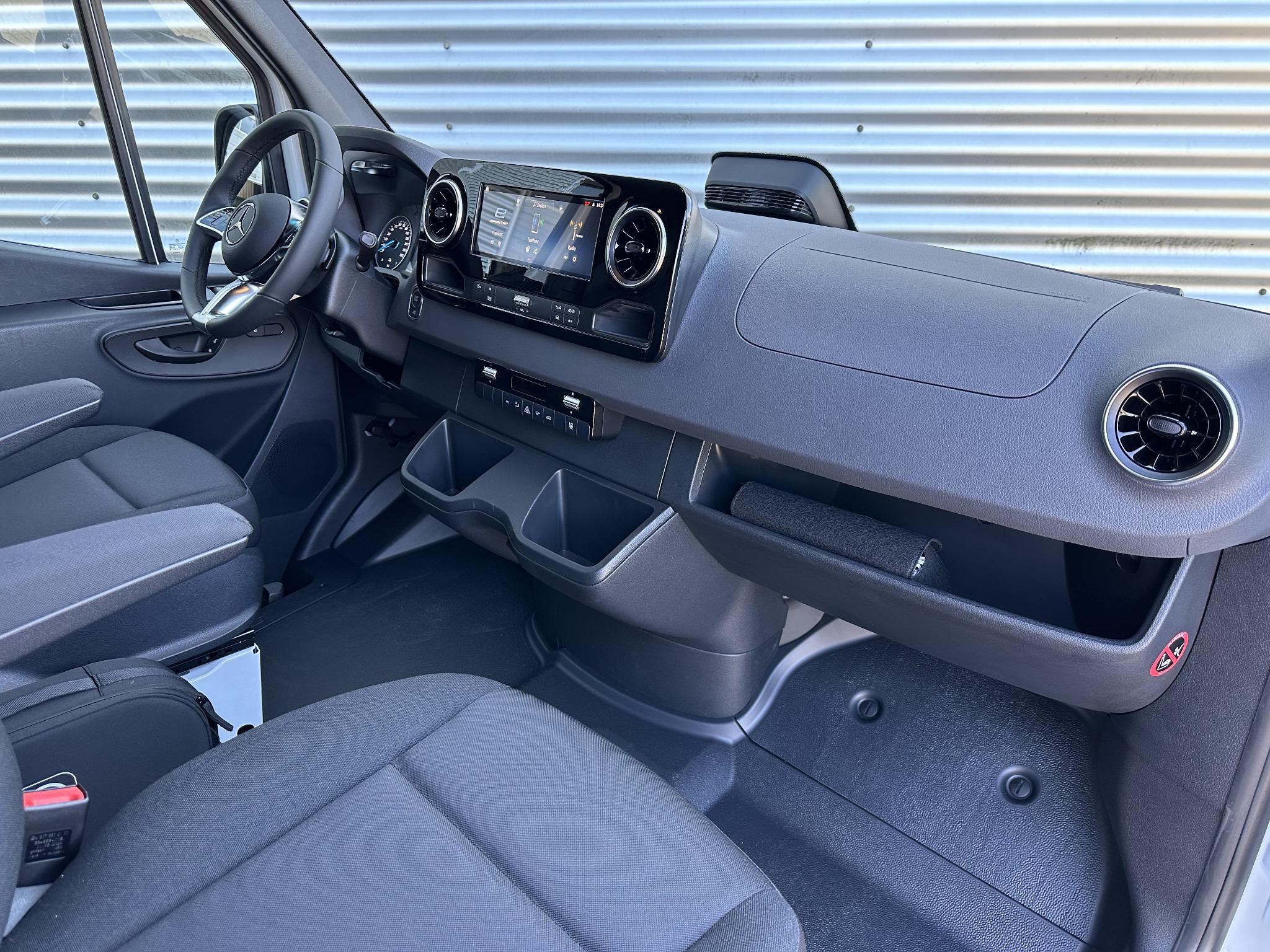 Mercedes-Benz eSprinter 314 L3H2 Maxi 56kWh Wltp: 220km - Afbeelding 4