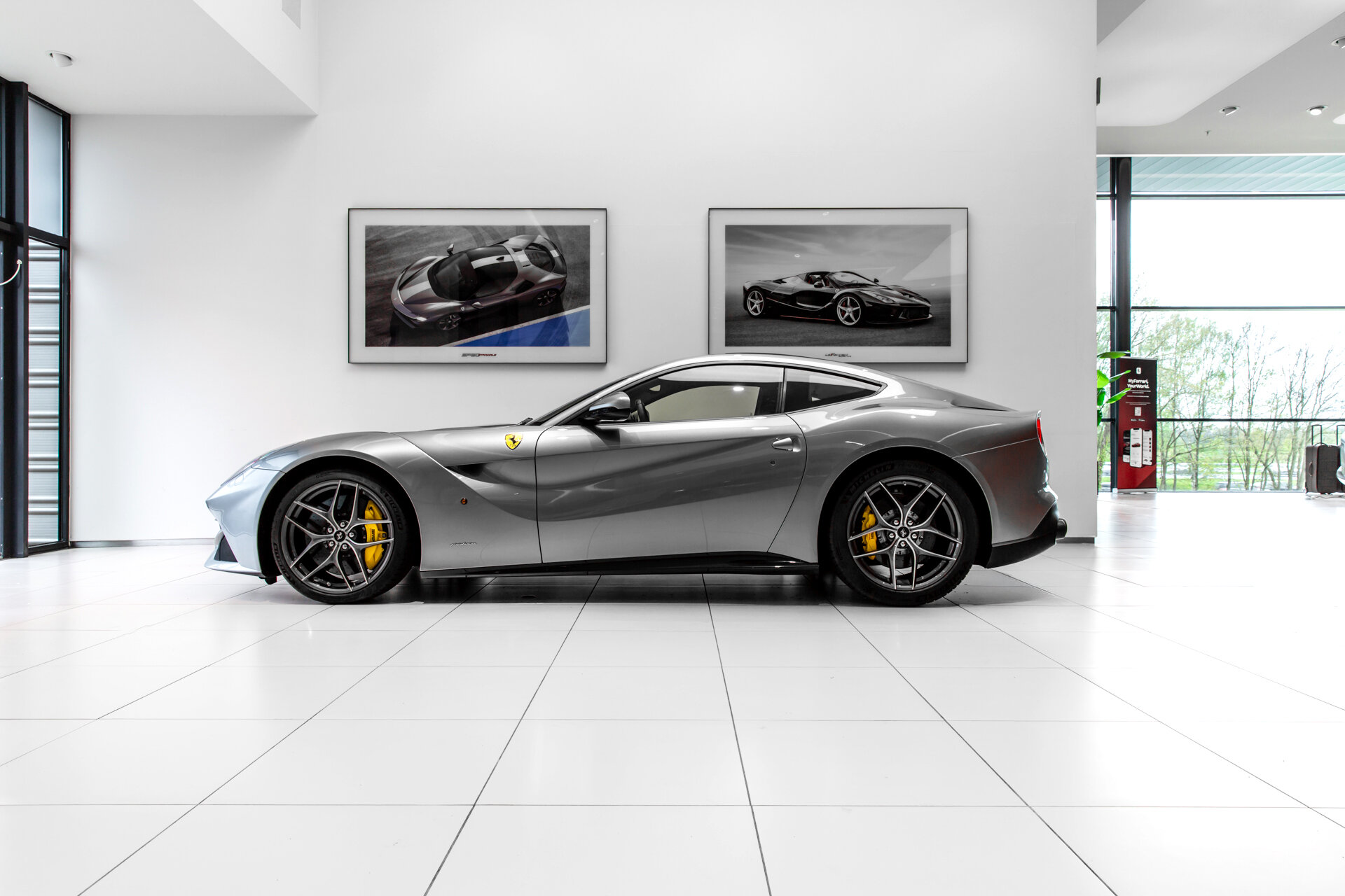 Ferrari F12 Berlinetta HELE ~Ferrari Munsterhuis~