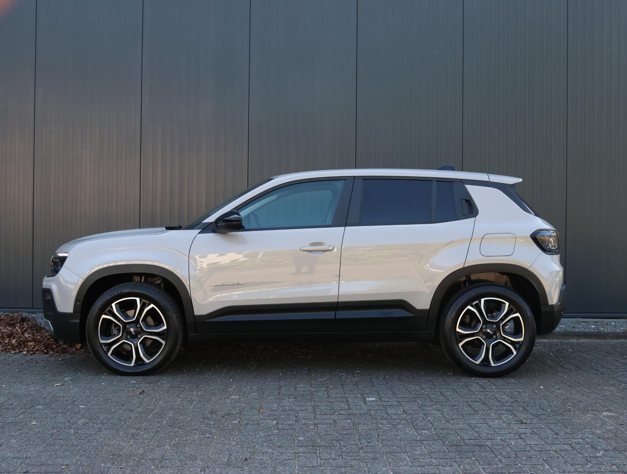 Jeep Avenger 1.2 e-Hybrid Summit Automaat - Afbeelding 3