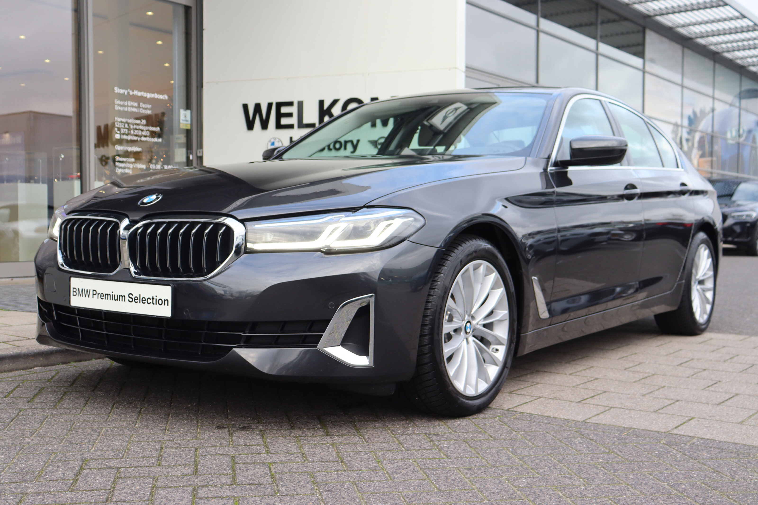 BMW 5 Serie 520i High Executive Luxury Line Automaat