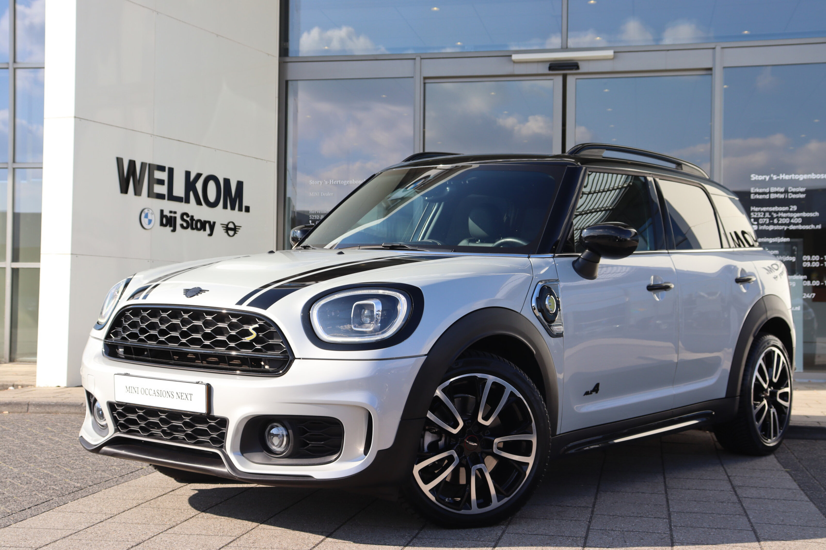MINI Countryman Cooper SE ALL4 JCW Automaat