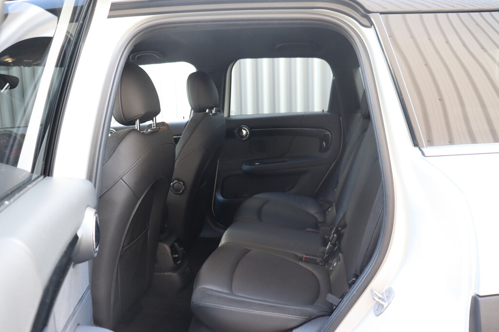 MINI Countryman 6