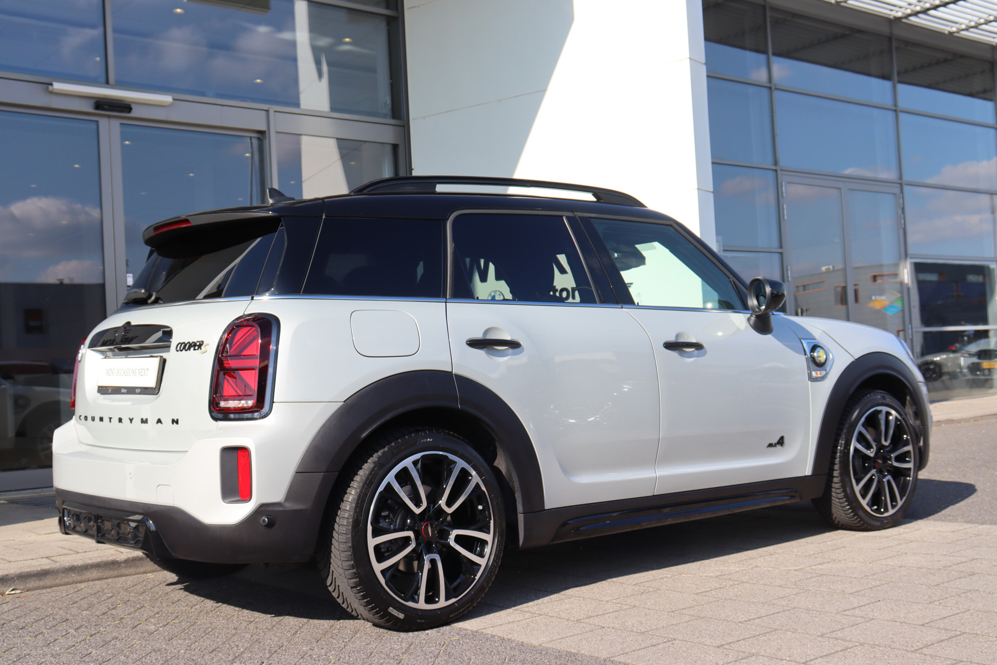 MINI Countryman 8