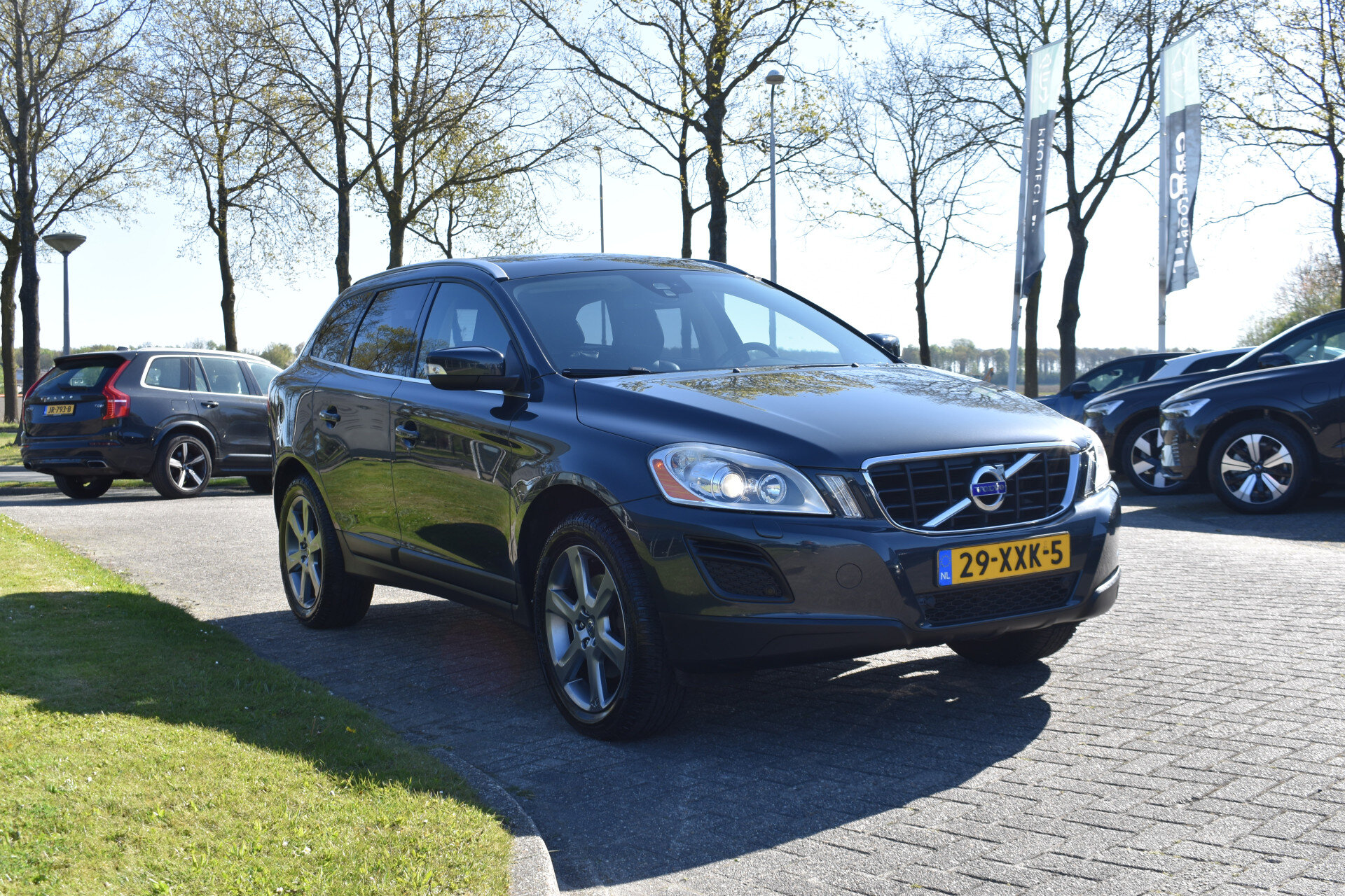 Volvo XC60 2.4 D5 AWD 215PK Automaat Summum - Afbeelding 2