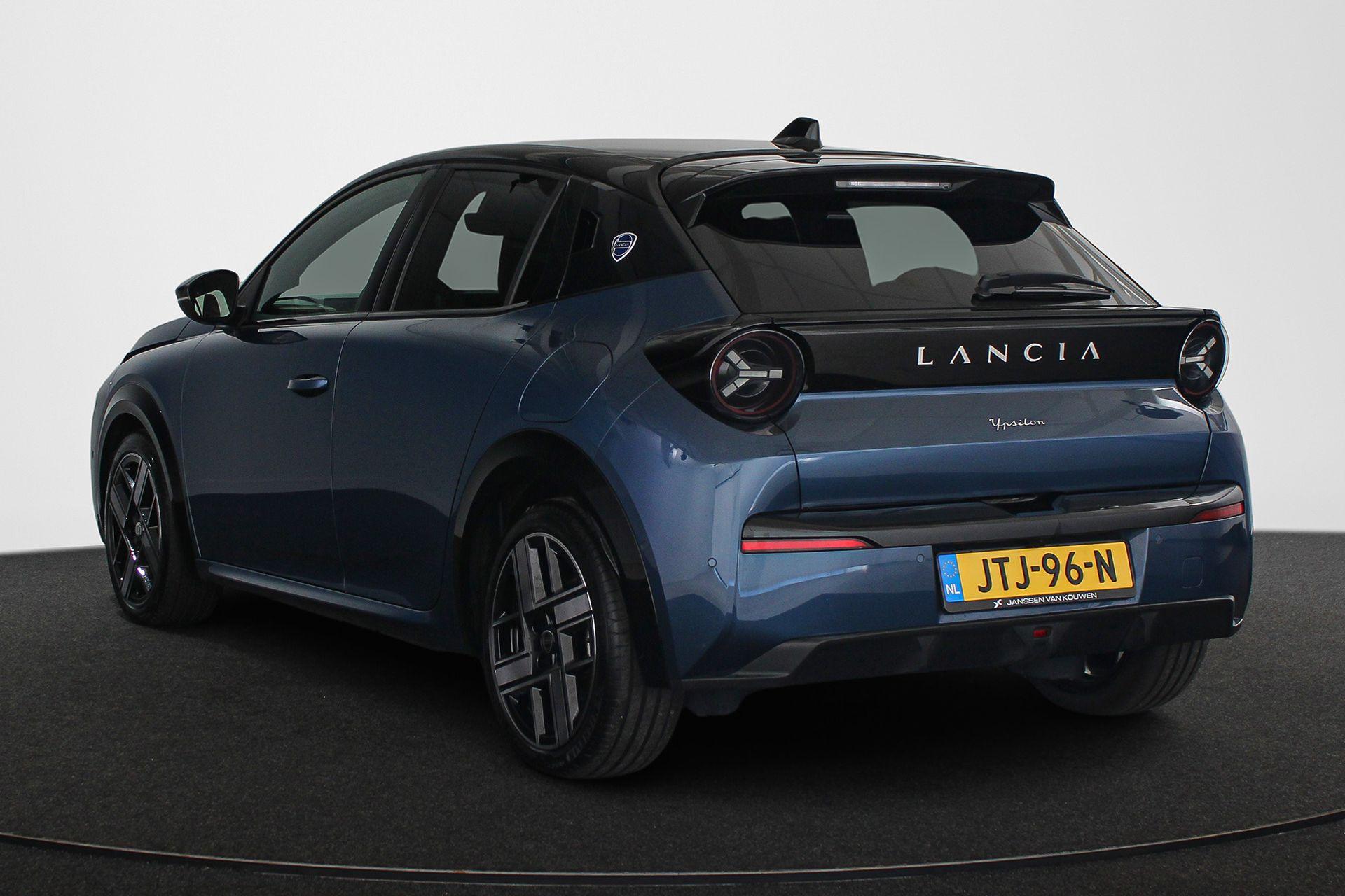 Lancia Ypsilon Edizione Limitata 51 kWh - Afbeelding 4