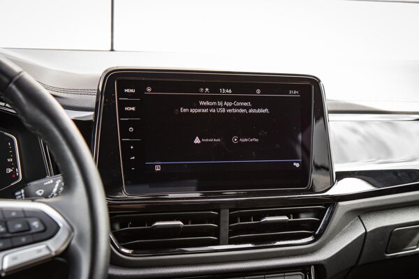 Apple Carplay/Android Auto