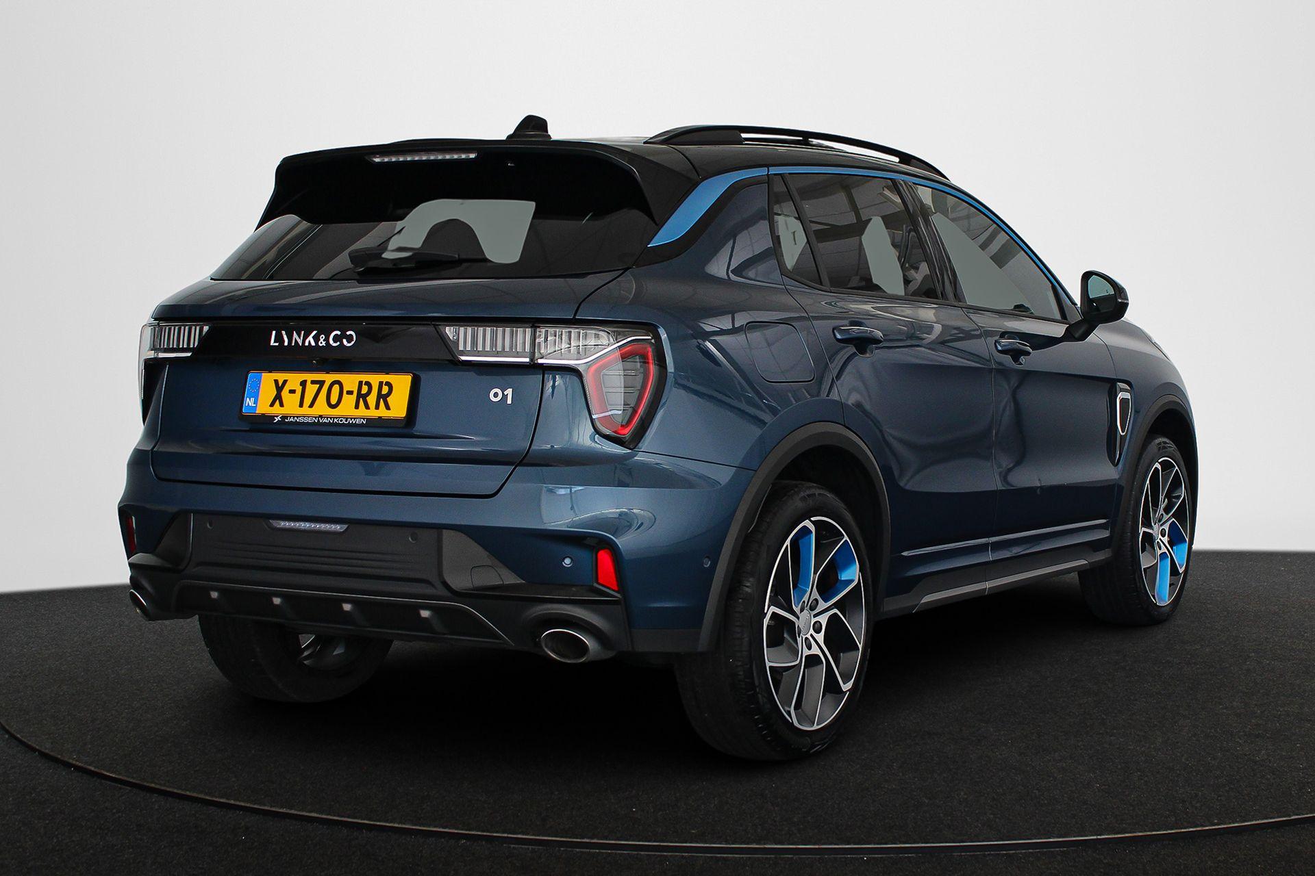 Lynk & Co 01