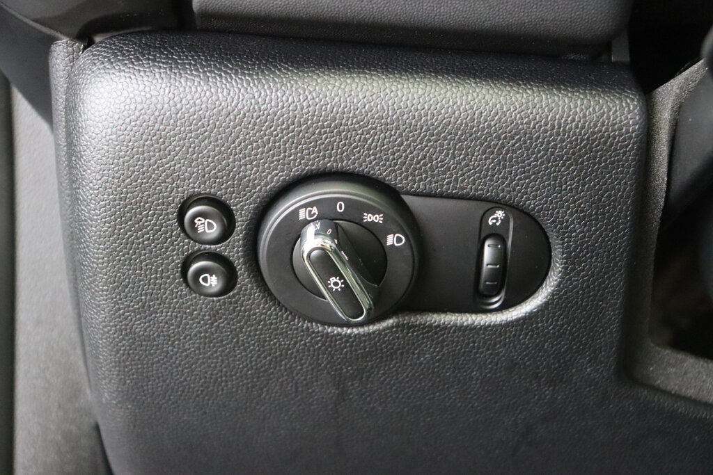 MINI Cooper 17