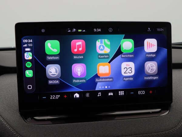Apple Carplay/Android Auto Apple Carplay/Android Auto