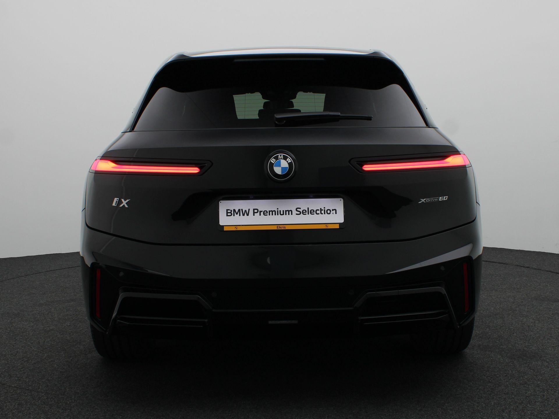 BMW iX xDrive60 112 kWh - Afbeelding 5