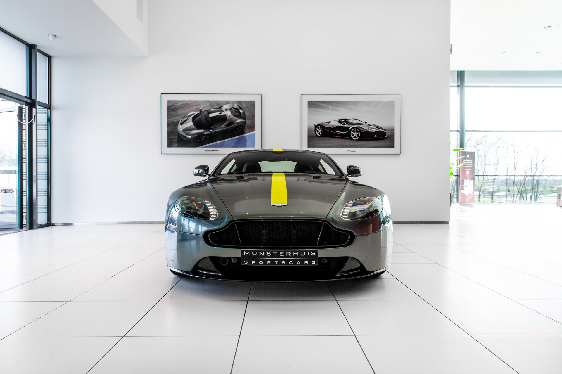 Aston Martin V8 Vantage AMR ~Munsterhuis Sportscars~ - Afbeelding 3