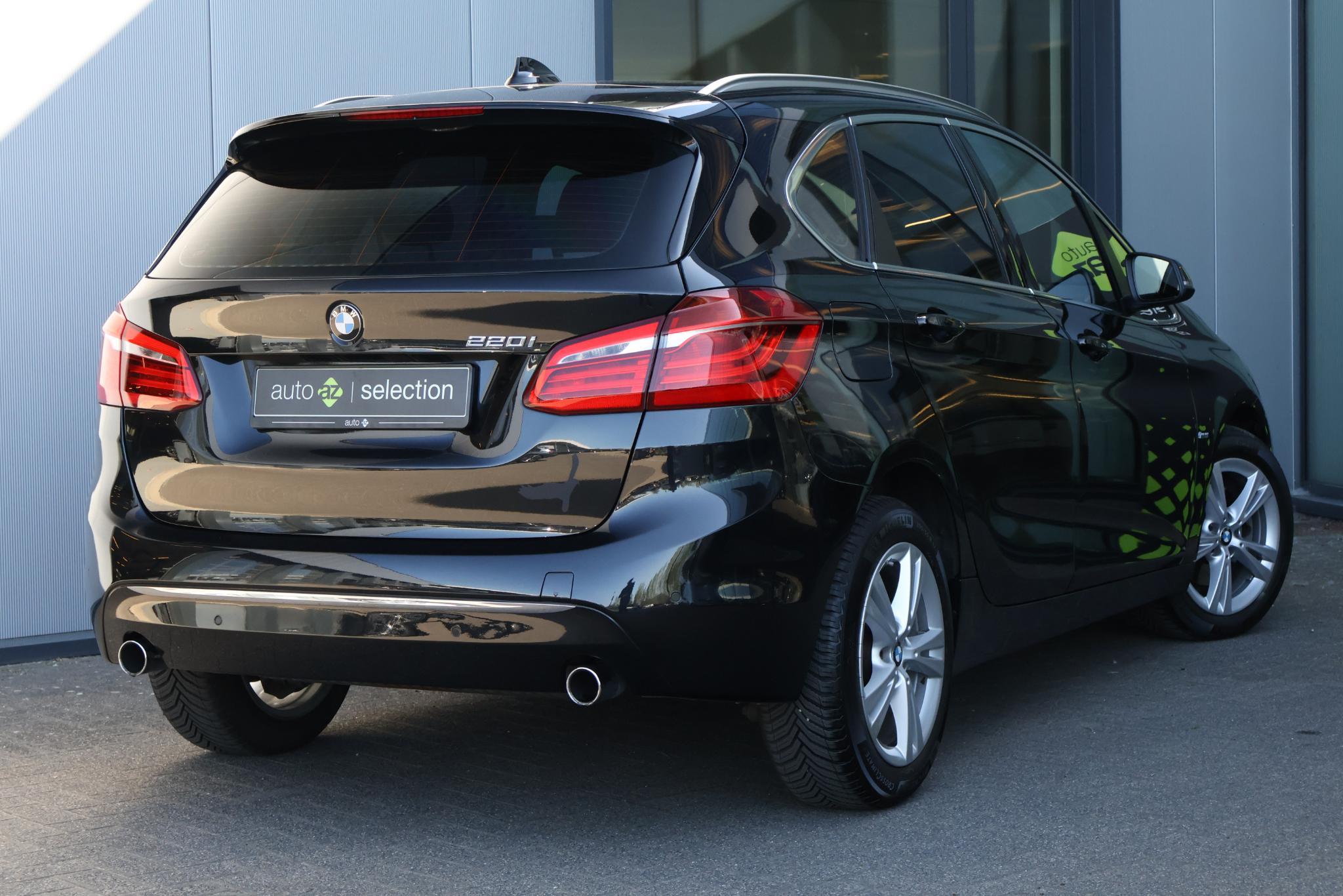 BMW 2 Serie Active Tourer 220i High Executive - Bild 2