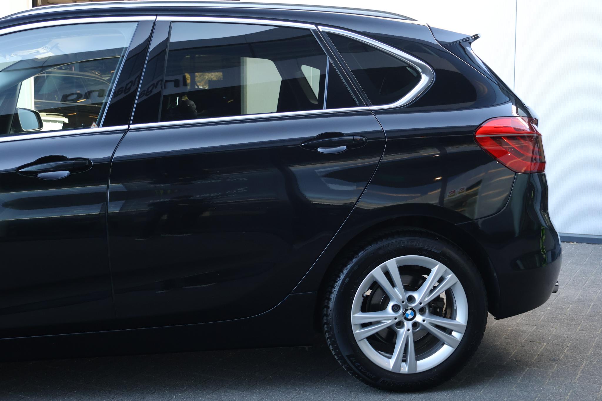 BMW 2 Serie Active Tourer 220i High Executive - Bild 5