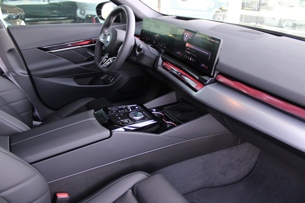 BMW i5 6