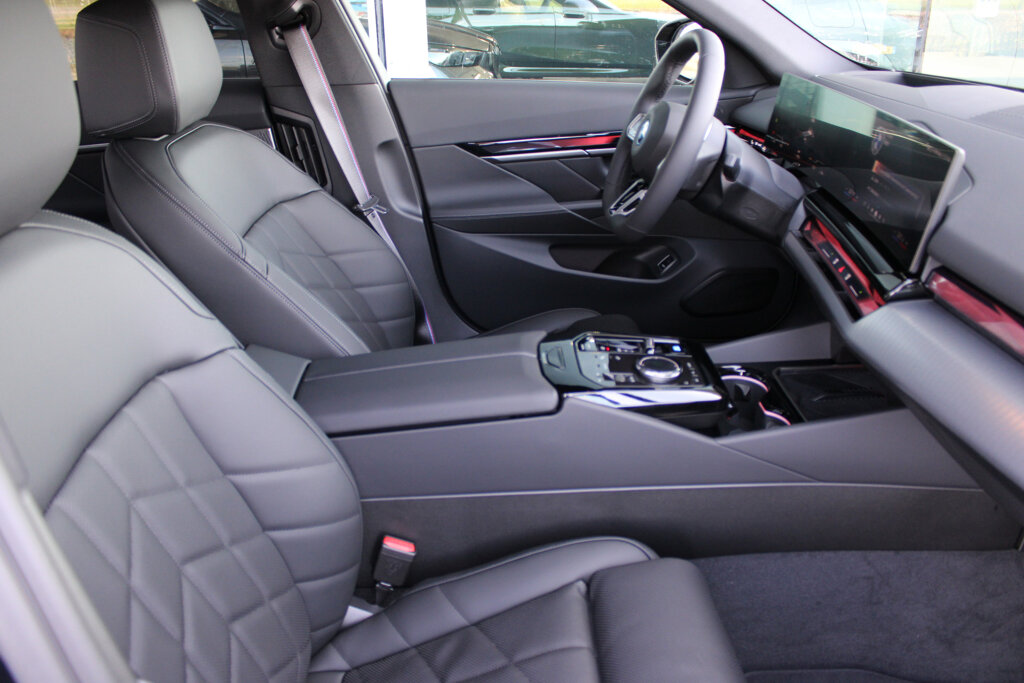 BMW i5 9