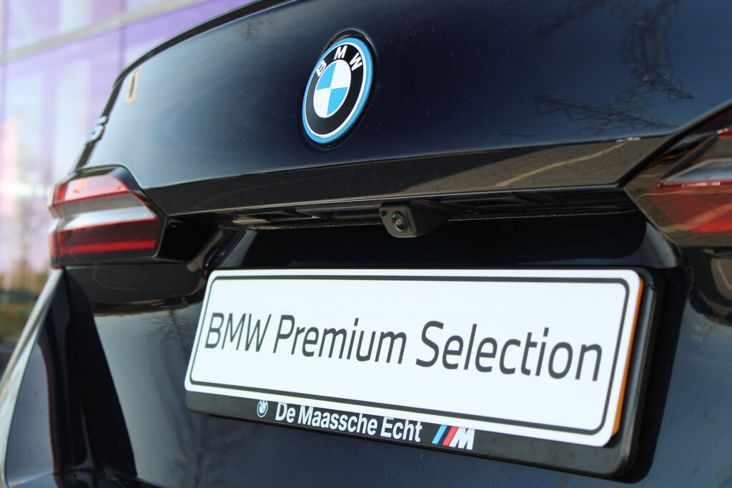 BMW i5 31