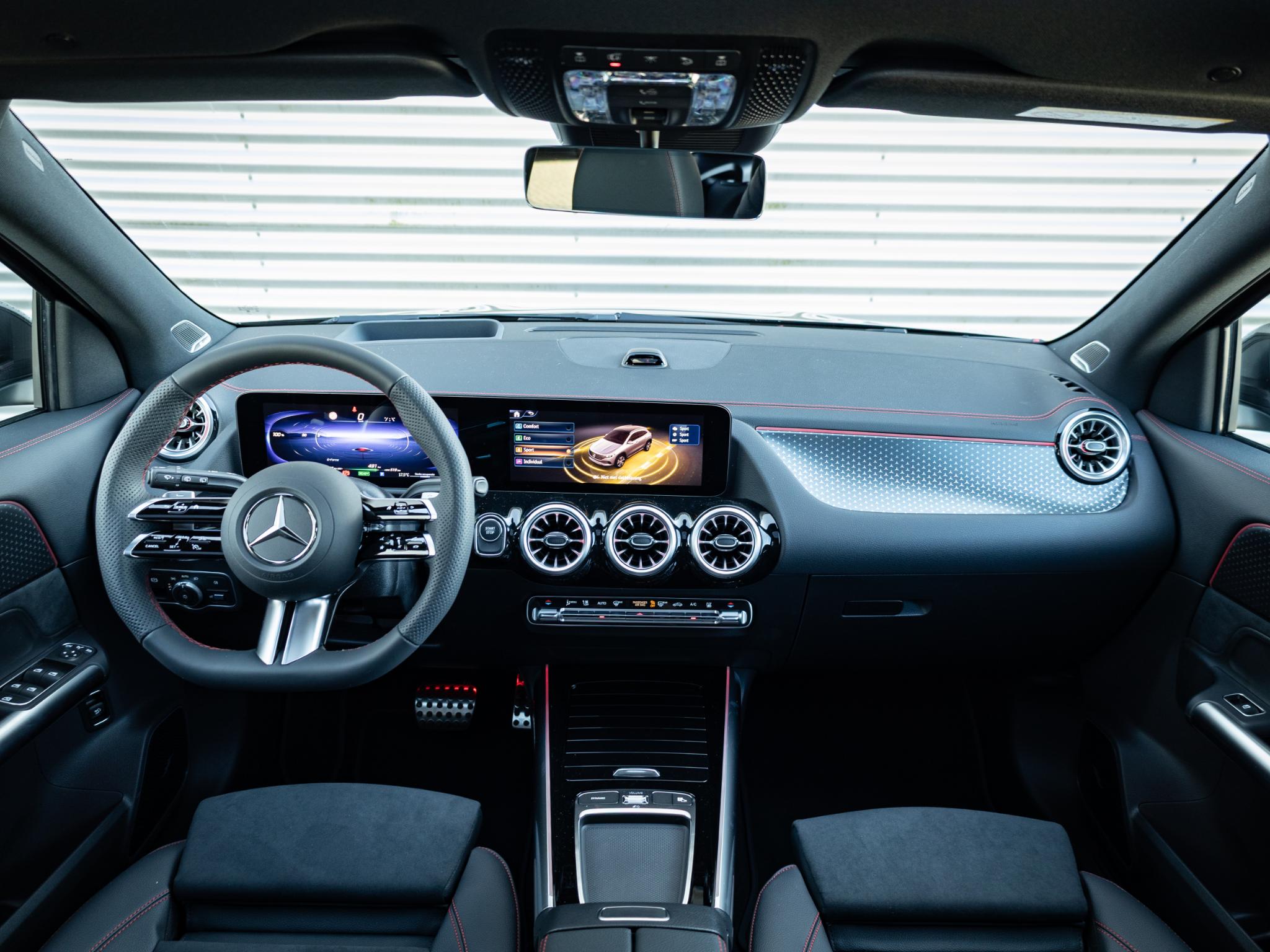 Mercedes-Benz EQA 250+ Business Solution AMG 71 kWh - Afbeelding 3