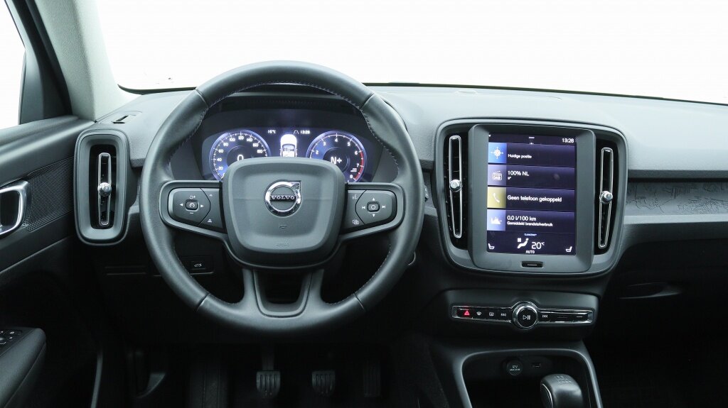 Volvo XC40 1.5 T3 Momentum | Navigatie | Stoelverwarming | - Afbeelding 3