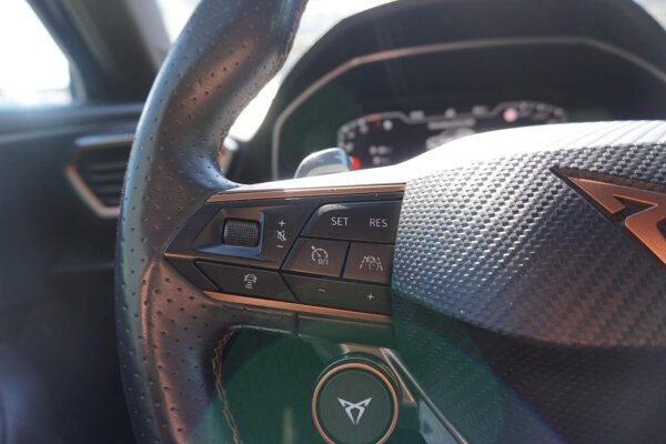 cruise control adaptief met Stop&Go en stuurhulp