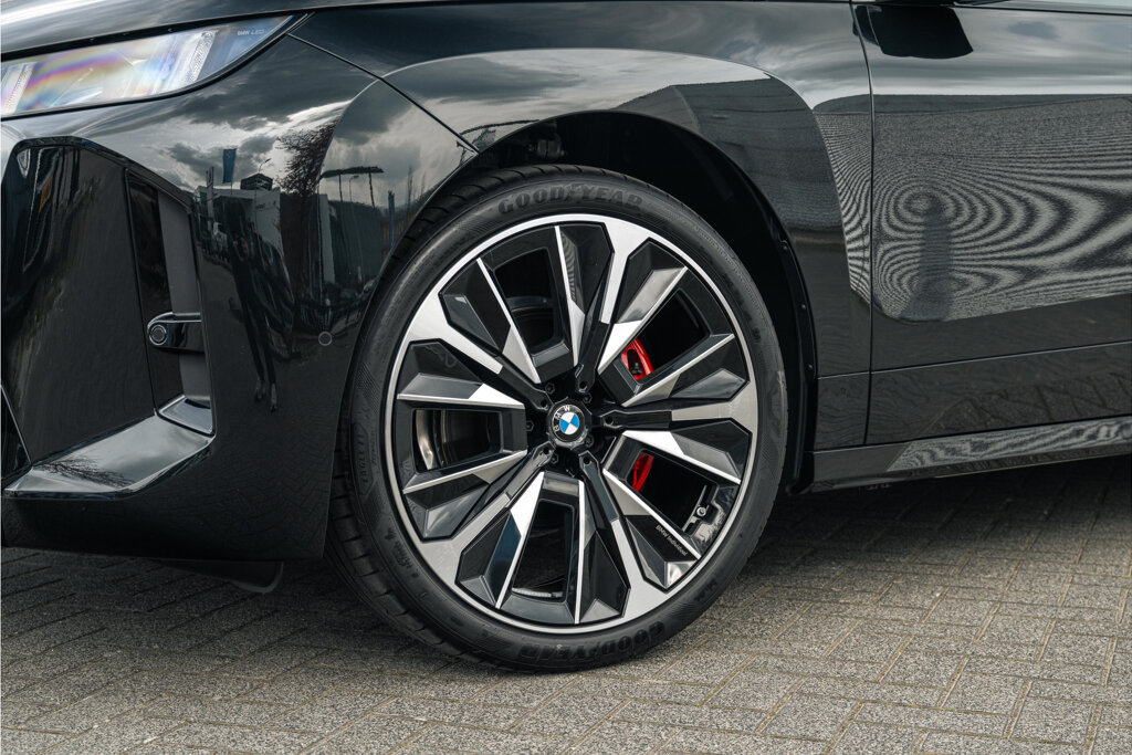 BMW iX 7