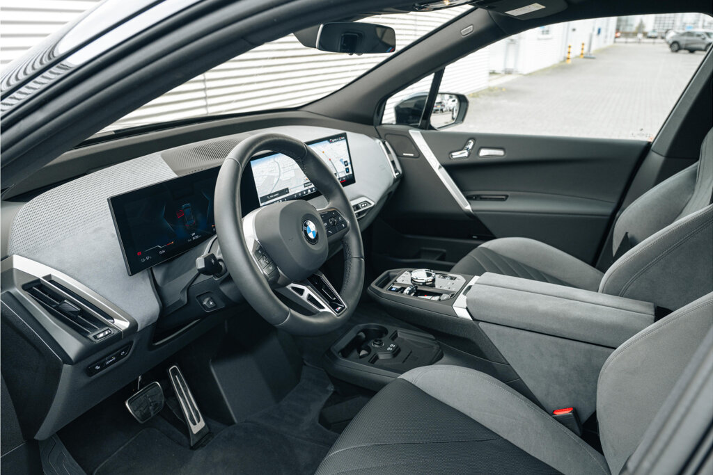 BMW iX 30