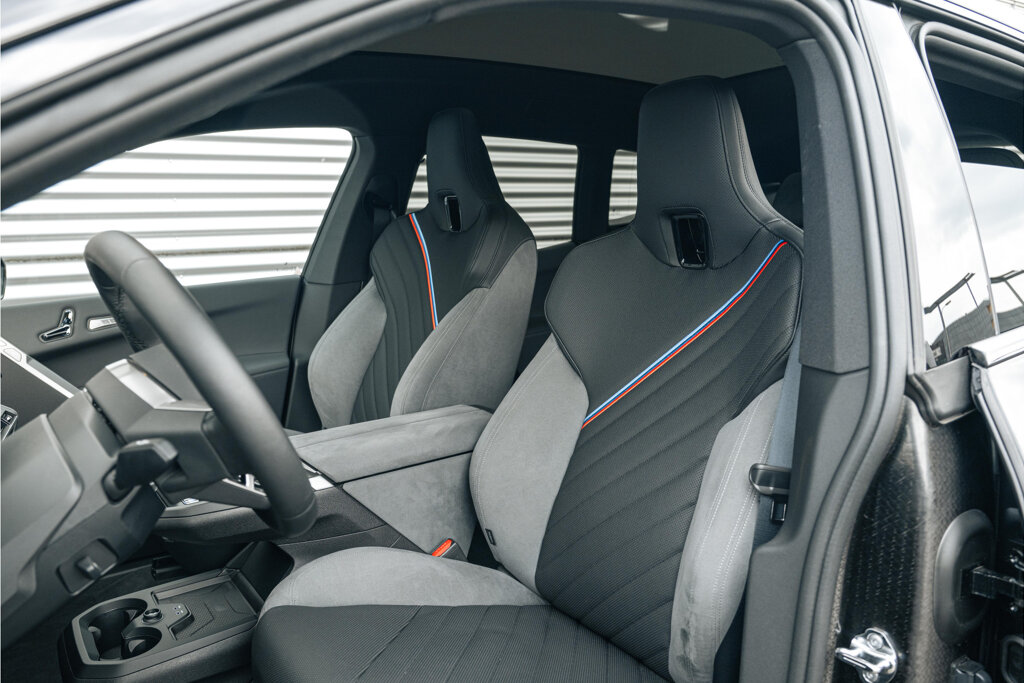 BMW iX 46