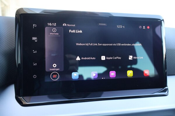 Apple Carplay/Android Auto
